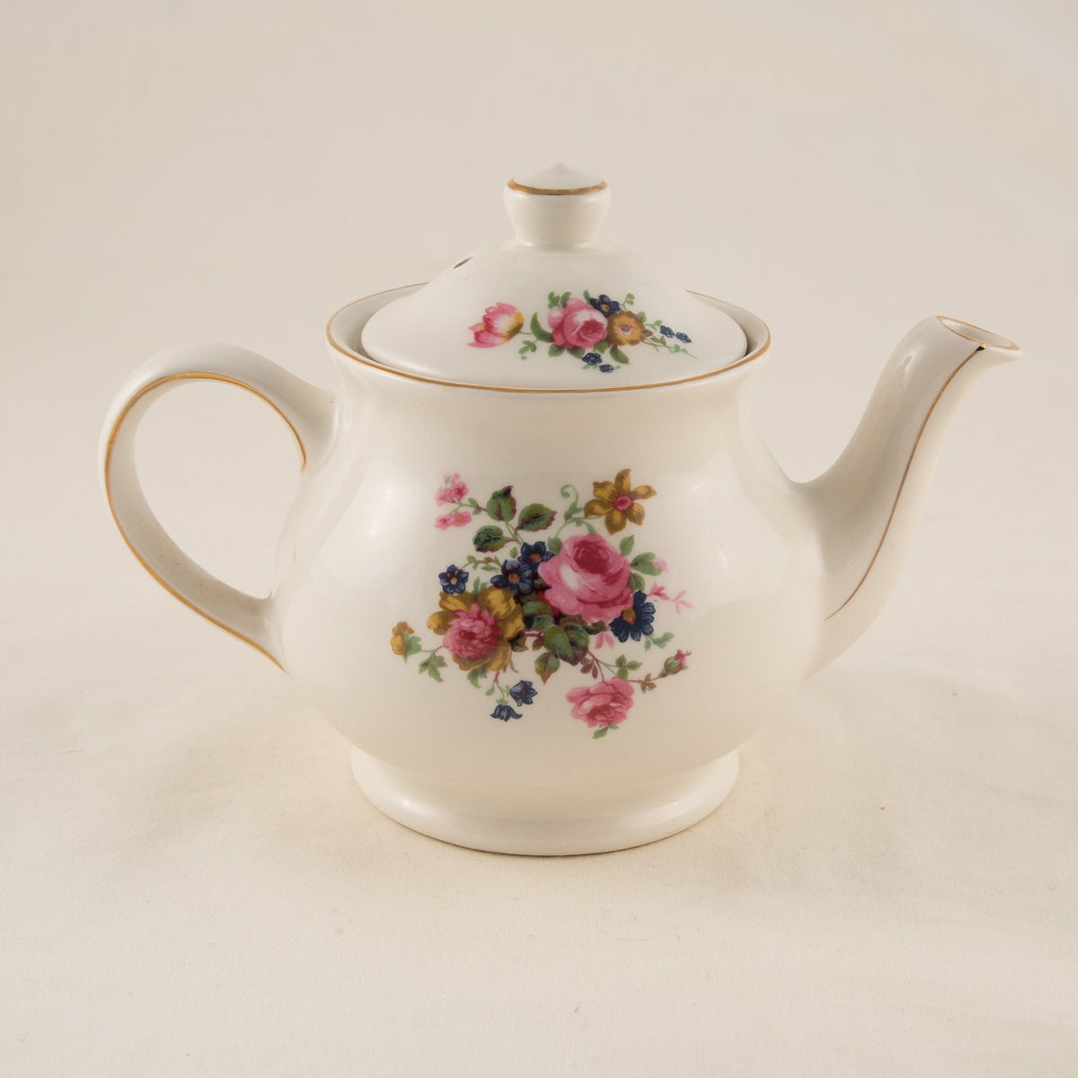 Vintage Sadler Windsor Teapot, Small Pink Roses (210) – The
